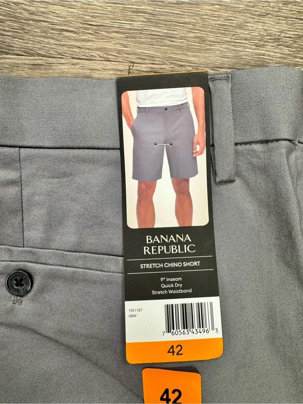 NWT Banana Republic Men’s Stretch Chino Shorts Gray Size 42 9” Quick Dry